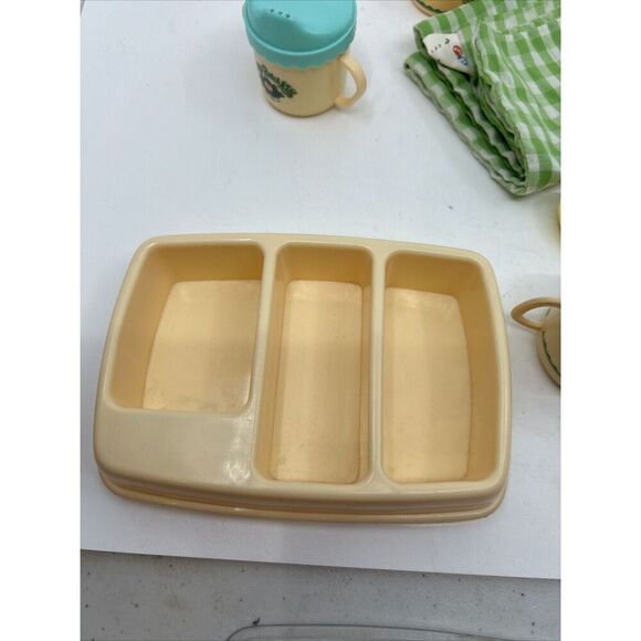 Cabbage Patch Kids Feeding Set 1984 Vintage feeding set, used condition - Picture 4 of 11